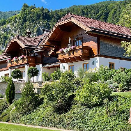 Ferienwohnung Schossleitner - Der Wohlfuehl-Ansitz Am Wolfgangsee Mit Weitblick Sankt Gilgen Bagian luar foto