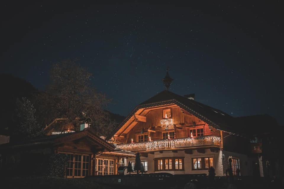 Ferienwohnung Schossleitner - Der Wohlfuehl-Ansitz Am Wolfgangsee Mit Weitblick Sankt Gilgen Bagian luar foto
