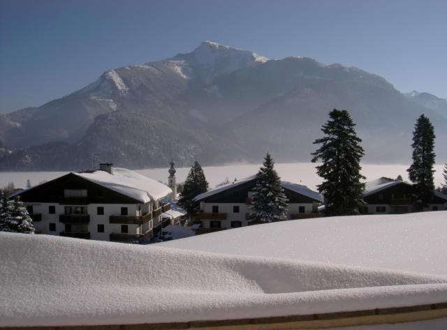 Ferienwohnung Schossleitner - Der Wohlfuehl-Ansitz Am Wolfgangsee Mit Weitblick Sankt Gilgen Bagian luar foto