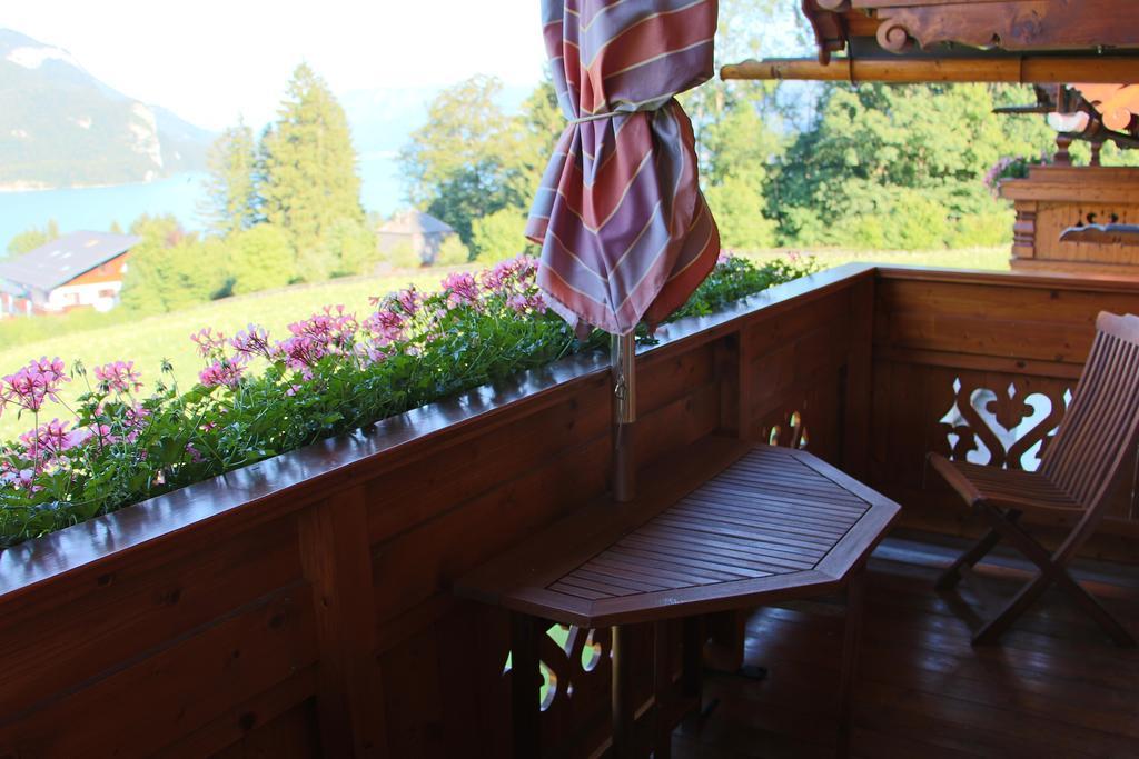 Ferienwohnung Schossleitner - Der Wohlfuehl-Ansitz Am Wolfgangsee Mit Weitblick Sankt Gilgen Ruang foto